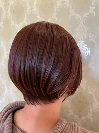 ショート カラー EARTH中島 秋桜久のヘアスタイル