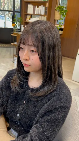 ロング amiehairroom所属・むらたナチュラルパー マ🌀透明感カラーのヘアスタイル