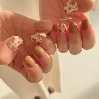 ネイル 粟津 美紀のネイルデザイン