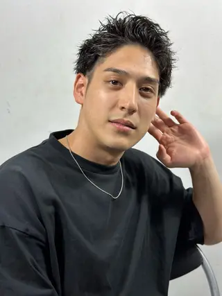 ショート パーマ メンズ 浅見 天翔のヘアスタイル