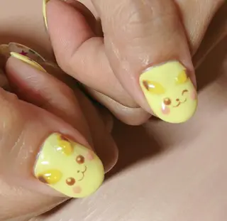 ネイル 菅野 愛花のネイルデザイン