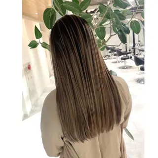 ロング 神戸でブリーチなら puty/レイヤーのヘアスタイル