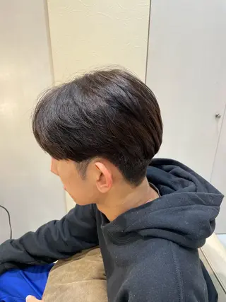 ミディアム パーマ メンズ 本厚木｜縮毛矯正/ 酸性スト専門サロンのヘアスタイル