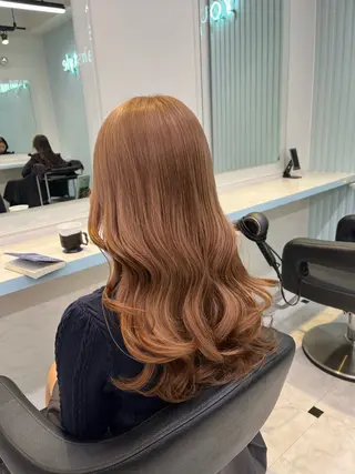 ロング カラー ブリーチカラー 🩵MIZUKIのヘアスタイル
