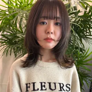 セミロング カラー les baladins du miroir所属・🍃YURI 🍃のヘアスタイル