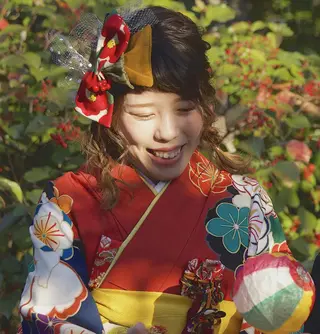 ヘアアレンジ ミディアム ヘアアンドメイクムタ 新居のヘアスタイル