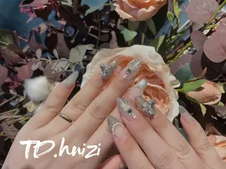 セミロング めぐみのネイルサロン 惠のネイルデザイン