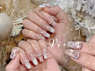 ネイル ✨Nailsalon Vi+✨のネイルデザイン