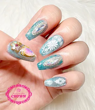 ネイル CROWN プライベートサロンのネイルデザイン