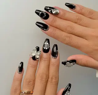 ネイル Hina 池袋 長だしチップ専門店のネイルデザイン