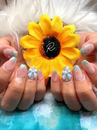 ネイル R MIIのネイルデザイン