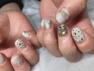 ネイル 𝐴𝑁𝑈𝐸 トラブル爪育成専門のネイルデザイン