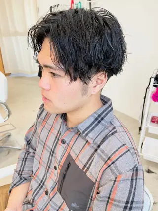 パーマ メンズ un【アン】所属・【un】 MANAのヘアスタイル