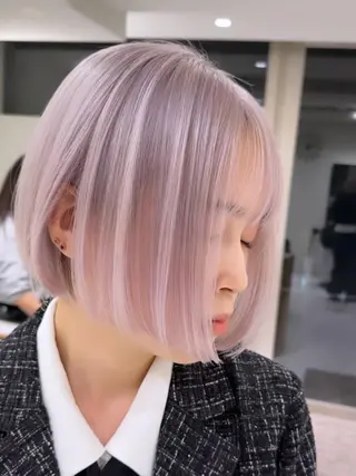 ショート カラー 小顔ボブ jilblanカホのヘアスタイル