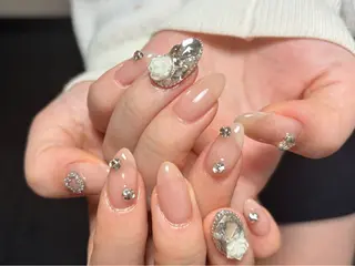 ネイル J&C Nail Salon吉祥寺所属・Yu  Ki ネイルのネイルデザイン