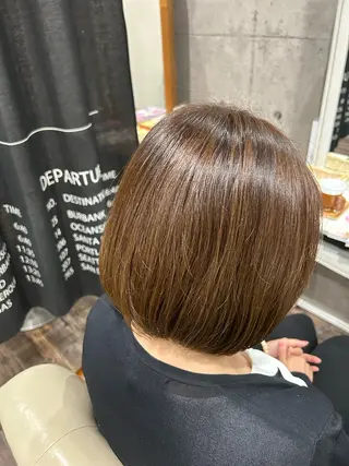 カラー 今野 詩音のヘアスタイル