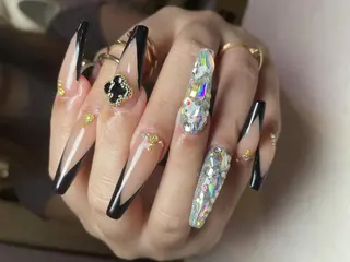 ネイル elu hのネイルデザイン