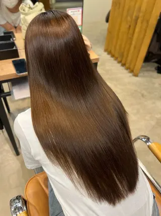 ロング 梅本 淑人のヘアスタイル