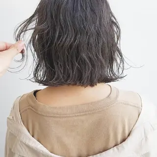 ショート カラー iplus まつげ、眉毛、耳つぼのマツエク・マツパデザイン