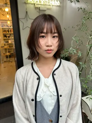 ミディアム カラー ✂︎岡根 京花✂︎のヘアスタイル