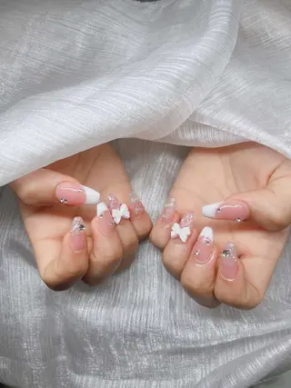 ネイル Lee Nailsのネイルデザイン