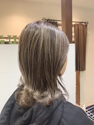 ミディアム カラー 🌿ストレート🌿 髪質改善☘️シュウヤのヘアスタイル