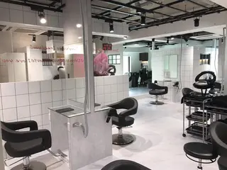 🪞【公式】表参道 🪞knot🪞のヘアスタイル