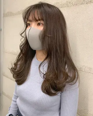 ロング カラー 透明感/オリーブ/ グレージュ/YUKAのヘアスタイル