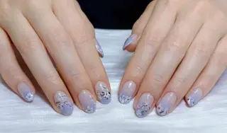 ネイル 小島 阿佑美のネイルデザイン