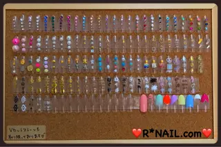 ネイル R*NAIL .comのネイルデザイン