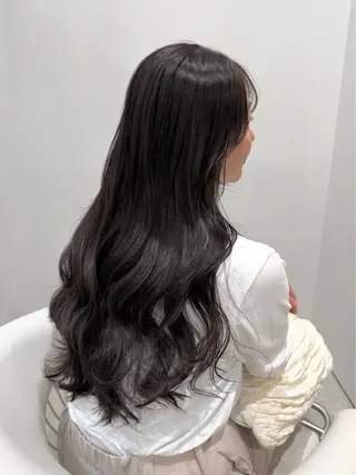 ロング カラー MINORI /レイヤーカットのヘアスタイル