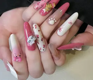 ネイル 小島 阿佑美のネイルデザイン