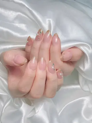 ネイル LEELA NAIL STUDIO所属・LEELA NAIL STUDIOのネイルデザイン
