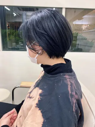 ショート カラー ヘアアレンジ レイヤーウルフ エクステ磯部のヘアスタイル