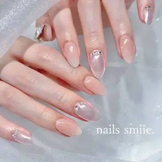 ネイル nails smiie.のネイルデザイン