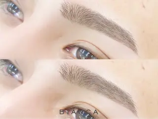 アイブロウ B☆STAR TOTAL BEAUTY ACADEMY所属・高橋 杏澄のマツエク・マツパデザイン