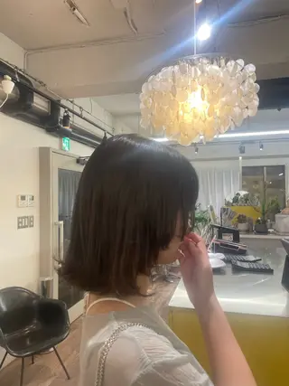 ミディアム elena byartefice所属・安達 萌花のヘアスタイル