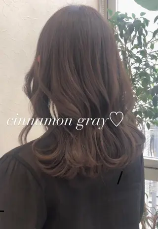 セミロング カラー nakahara madokaのヘアスタイル