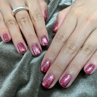 ネイル Beauty Salon amour所属・Seven's / NANAのネイルデザイン