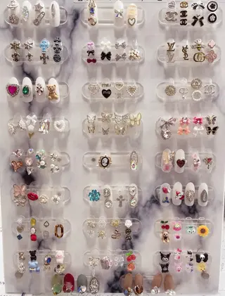 ネイル Tomita chikaのネイルデザイン