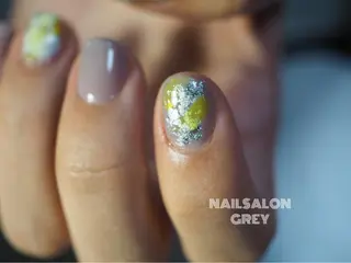 ネイル 【GREY】 TAIRAのネイルデザイン