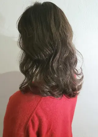 ミディアム カラー ヘアアレンジ 成瀬 弘光のヘアスタイル