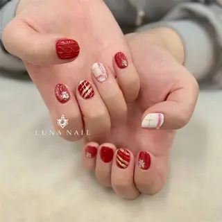 ネイル アトリエ　ミモザ所属・いまむら あかりのネイルデザイン