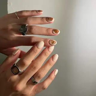 ネイル twoo______ miyuのネイルデザイン