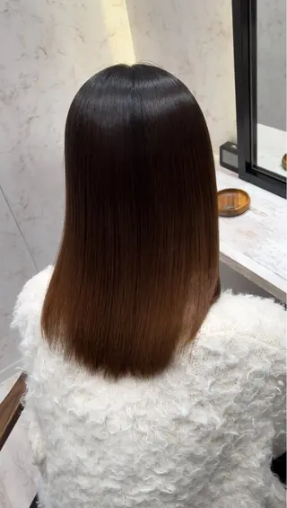 セミロング 髪質改善ストレート Kantaのヘアスタイル