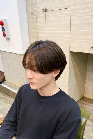 ミディアム Lucca Lance所属・岩間 渉のヘアスタイル