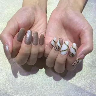 ネイル Amber21.所属・Nagahama Akariのネイルデザイン