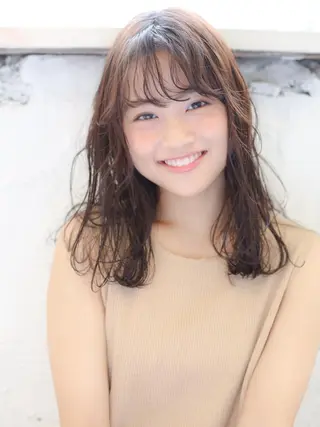 ロング 石渡このみ 🍊レイヤーカットのヘアスタイル