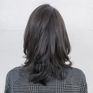 セミロング カラー パーマ トミタ アツシのヘアスタイル
