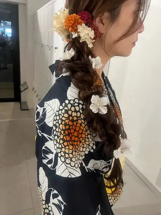 セミロング Loem【ロエム】所属・RINA 【Loem】のヘアスタイル